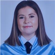 Profesora de apoyo para niños y niñas de Educación Primaria y ESO